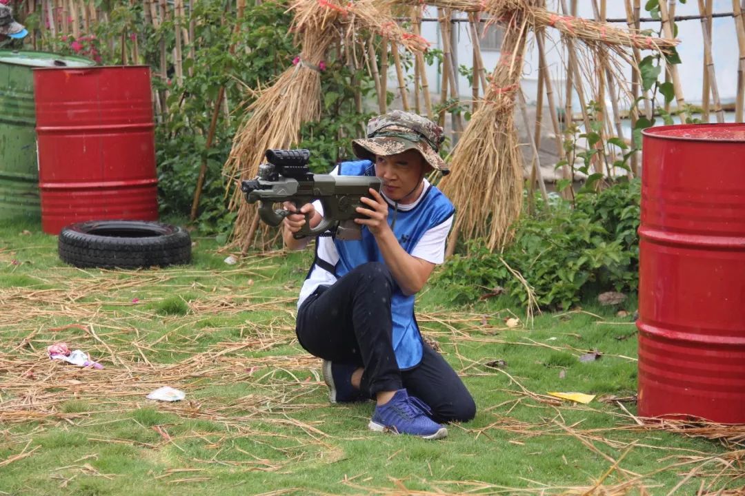 快快網(wǎng)絡(luò)團(tuán)建拓展活動(dòng)之真人CS